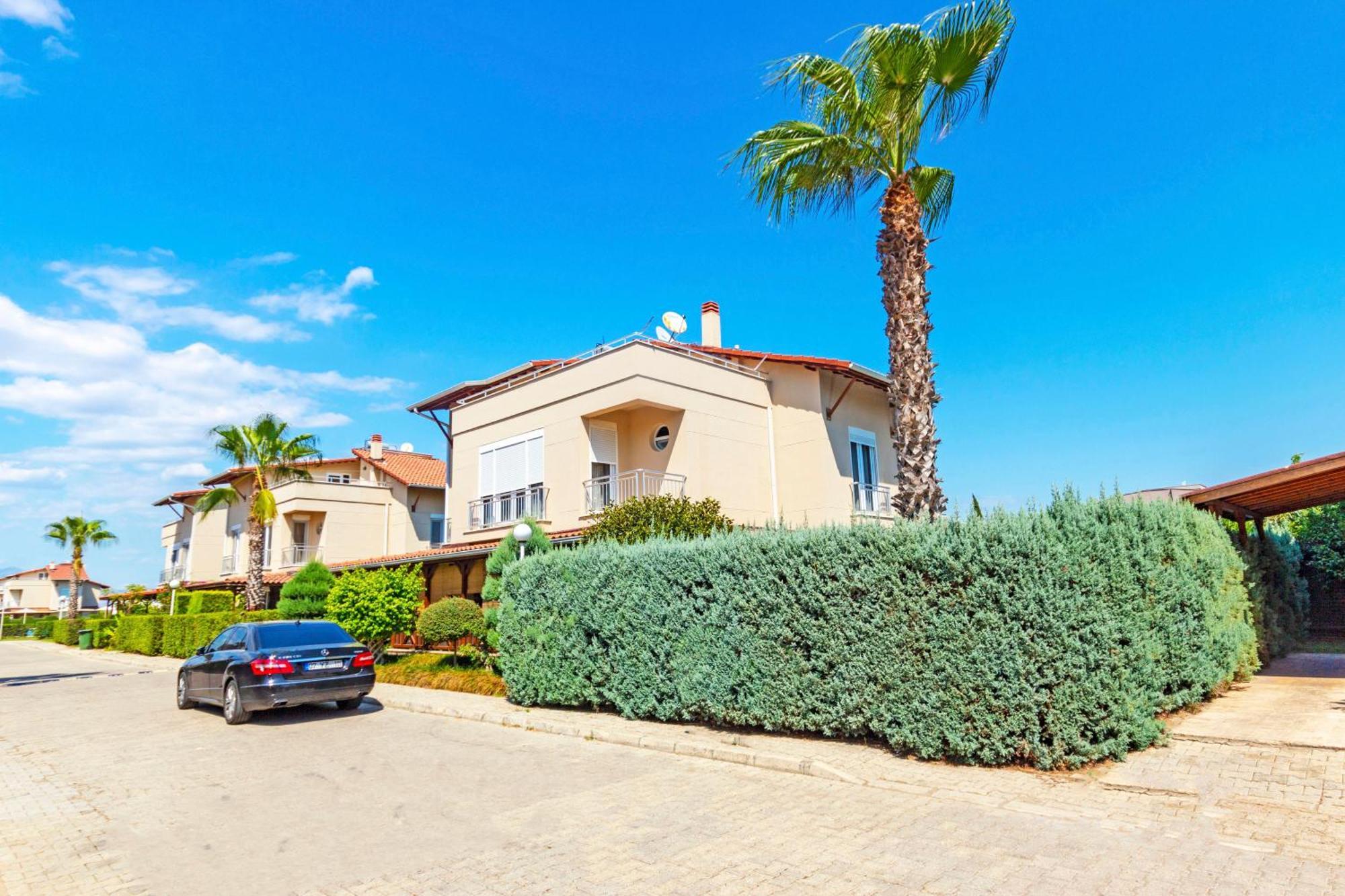 Paradise Town Villa Lucky Belek Bagian luar foto